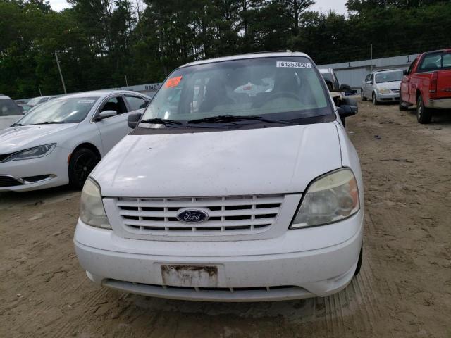 2FMDA51625BA28642 - 2005 FORD FREESTAR SE WHITE photo 5