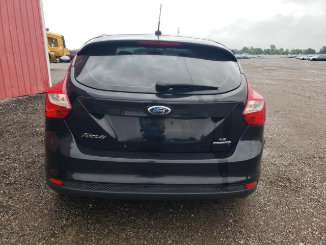 1FADP3K28EL267685 - 2014 FORD FOCUS SE BLACK photo 6