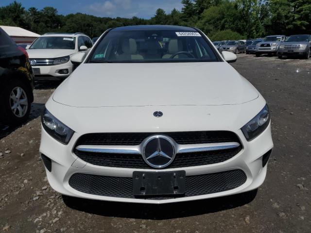 W1K3G4FB9NJ361646 - 2022 MERCEDES-BENZ A 220 4MATIC WHITE photo 5