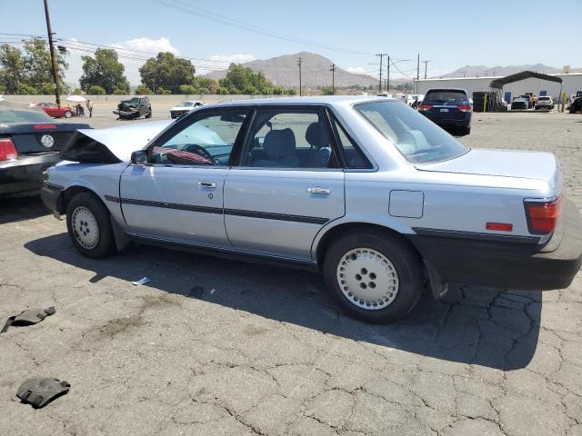 JT2SV21E5K3387140 - 1989 TOYOTA CAMRY DLX BLUE photo 2