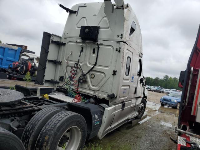 3AKJHHDR6JSJW5018 - 2018 FREIGHTLINER CASCADIA 1 WHITE photo 4