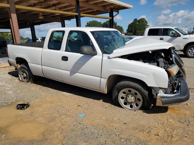 1GCEC19Z47Z157556 - 2007 CHEVROLET SILVERADO C1500 CLASSIC WHITE photo 4