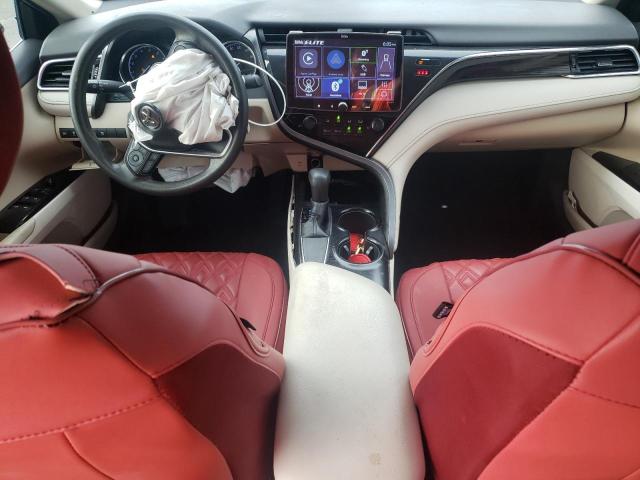 4T1B11HK5JU617160 - 2018 TOYOTA CAMRY L BLACK photo 8