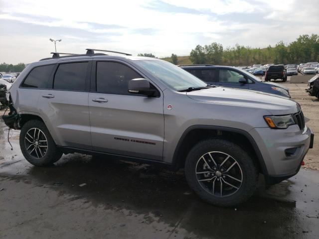 1C4RJFLG4JC107701 - 2018 JEEP GRAND CHER TRAILHAWK 银色 照片 4