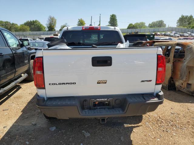 1GCGTEEN1N1330805 - 2022 CHEVROLET COLORADO ZR2 WHITE photo 6