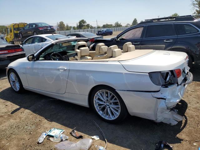 WBADX7C50BE580706 - 2011 BMW 335 I WHITE photo 2