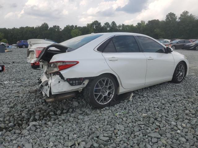 4T1BF1FK9GU190918 - 2016 TOYOTA CAMRY LE WHITE photo 3