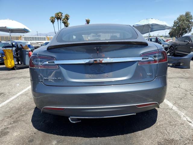 5YJSA1CG2DFP03997 - 2013 TESLA MODEL S ნაცრისფერი ფოტო 6