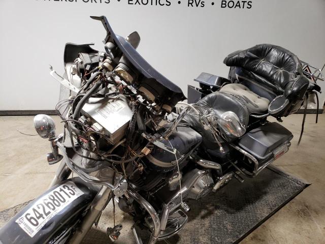 1HD1FCW163Y611689 - 2003 HARLEY-DAVIDSON FLHTCUI 蓝色 照片 9