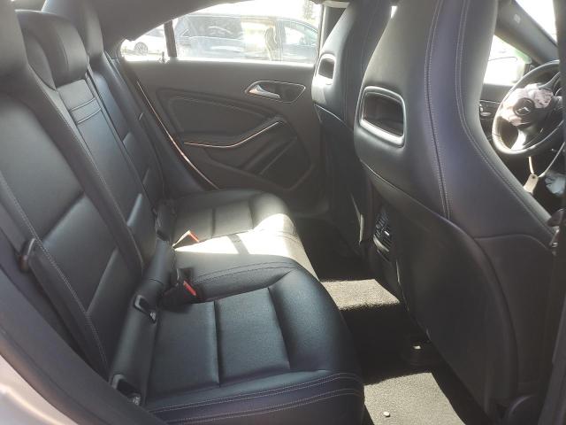 WDDSJ4EB7JN528703 - 2018 MERCEDES-BENZ CLA 250 SILVER photo 10