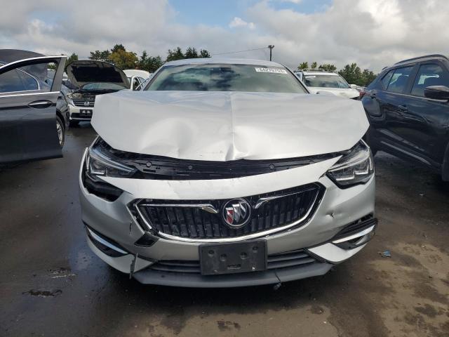 W04GR6SX6K1010072 - 2019 BUICK REGAL ESSENCE SILVER photo 5