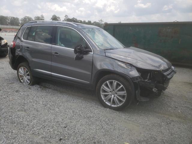 WVGAV7AX7GW523660 - 2016 VOLKSWAGEN TIGUAN S GRAY photo 4