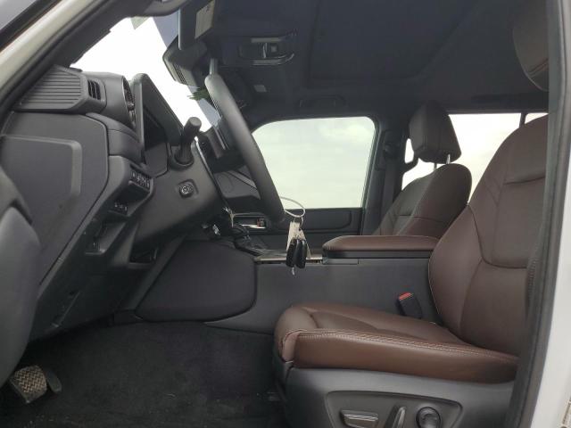 JTEABFAJ8SK029385 - 2025 TOYOTA LAND CRUIS BASE WHITE photo 7