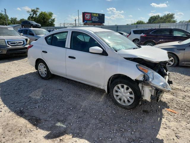 3N1CN7AP3KL875049 - 2019 NISSAN VERSA S 白色 照片 4