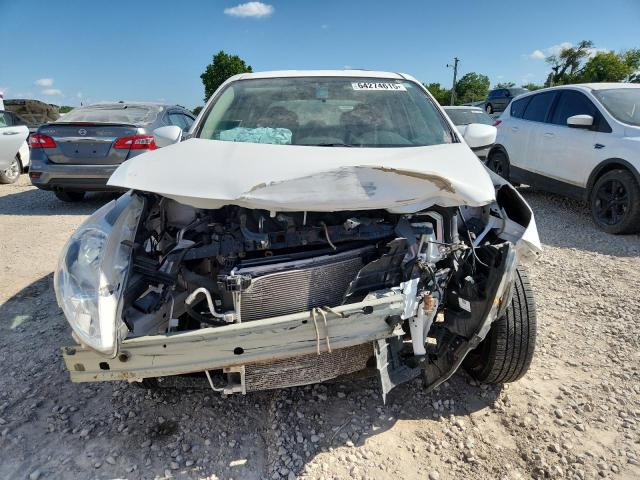 3N1CN7AP3KL875049 - 2019 NISSAN VERSA S 白色 照片 5