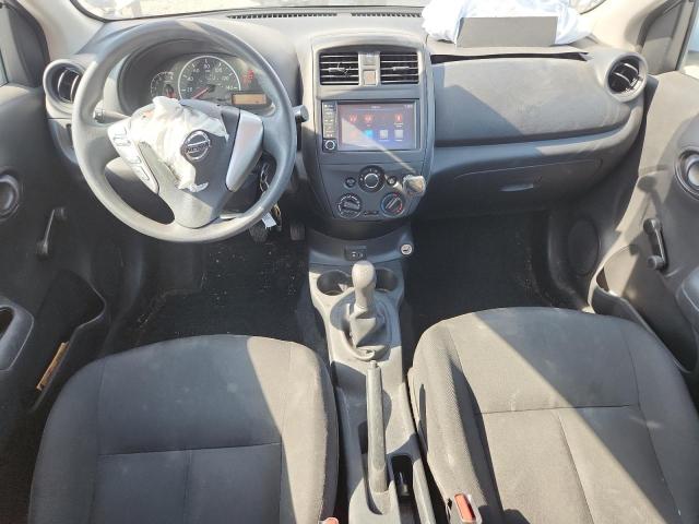 3N1CN7AP3KL875049 - 2019 NISSAN VERSA S 白色 照片 8