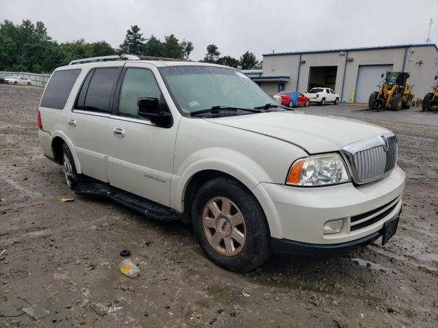 5LMFU28545LJ11076 - 2005 LINCOLN NAVIGATOR თეთრი ფოტო 4