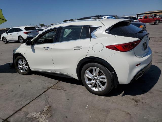 SJKCH5CP0KA011683 - 2019 INFINITI QX30 PURE WHITE photo 2