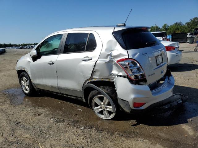 KL7CJNSM7NB516257 - 2022 CHEVROLET TRAX LS SILVER photo 2