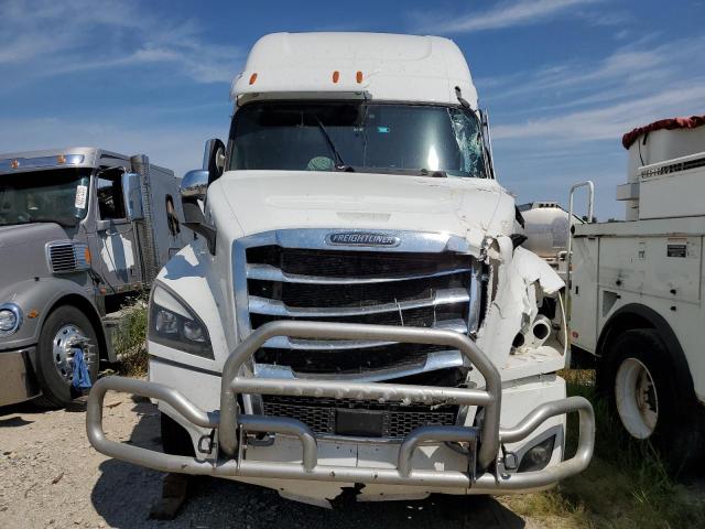 3AKJHHDRXMSMD1348 - 2021 FREIGHTLINER CASCADIA 1 WHITE photo 9