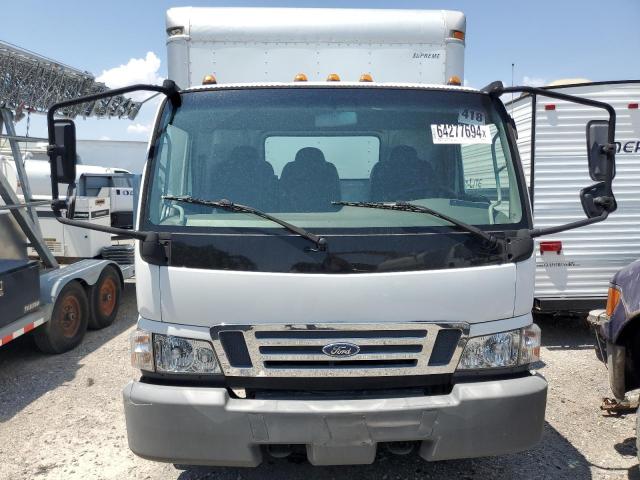 3FRLL45Z37V568377 - 2007 FORD LOW CAB FO LCF450 WHITE photo 5