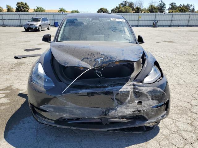7SAYGDEE5RF981955 - 2024 TESLA MODEL Y BLACK photo 5