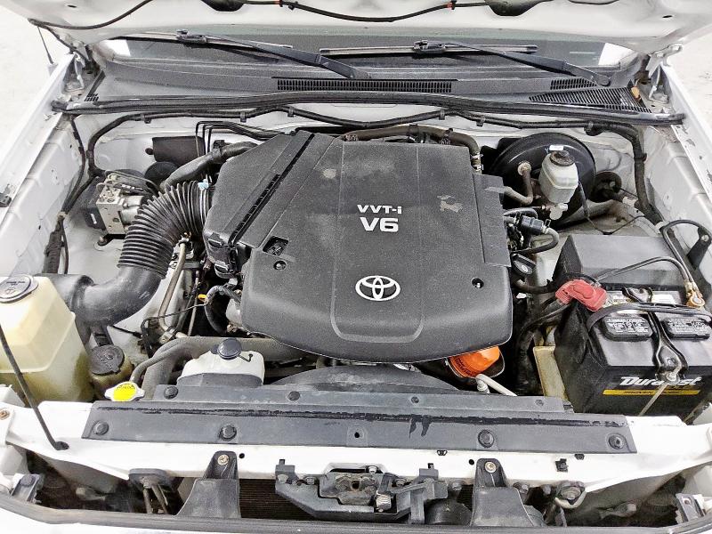 3TMJU62N28M051531 - 2008 TOYOTA TACOMA DOUBLE CAB PRERUNNER WHITE photo 11