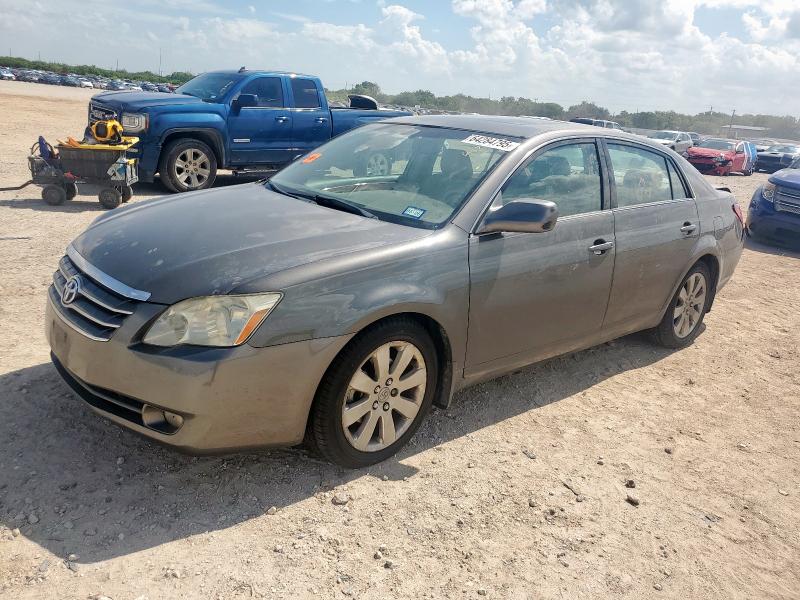 2006 TOYOTA AVALON XL, 