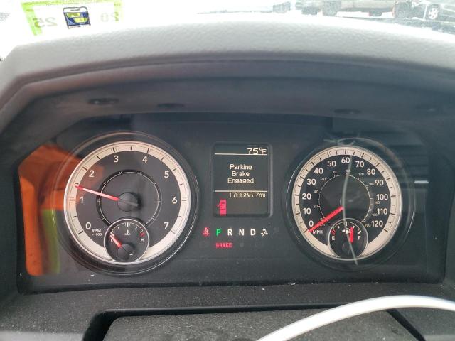 1C6RR7FG4JS189601 - 2018 RAM 1500 ST WHITE photo 9