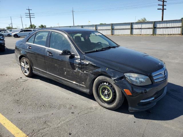 WDDGF8BBXBR159557 - 2011 MERCEDES-BENZ C 300 4MATIC BLACK photo 4