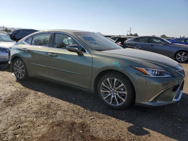 JTHB21B15K2040112 - 2019 LEXUS ES 300H GREEN photo 4