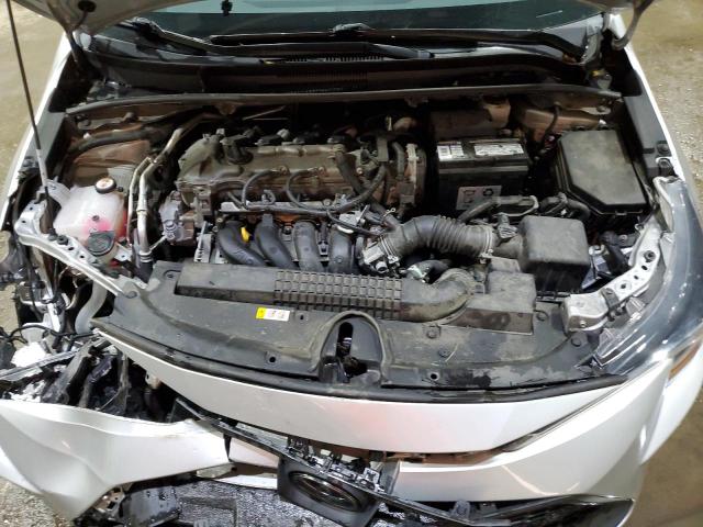 5YFEPMAE6MP263589 - 2021 TOYOTA COROLLA LE ვერცხლისფერი ფოტო 11