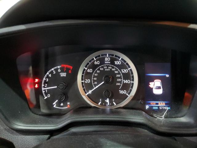 5YFEPMAE6MP263589 - 2021 TOYOTA COROLLA LE ვერცხლისფერი ფოტო 9