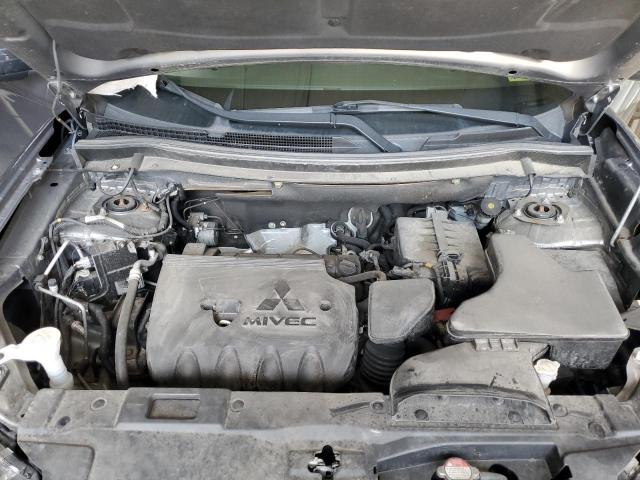 JA4AZ3A35JZ045060 - 2018 MITSUBISHI OUTLANDER SE GRAY photo 12