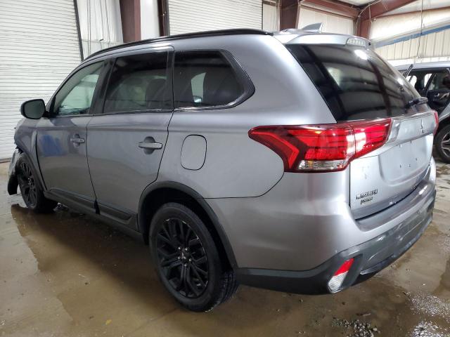 JA4AZ3A35JZ045060 - 2018 MITSUBISHI OUTLANDER SE GRAY photo 2