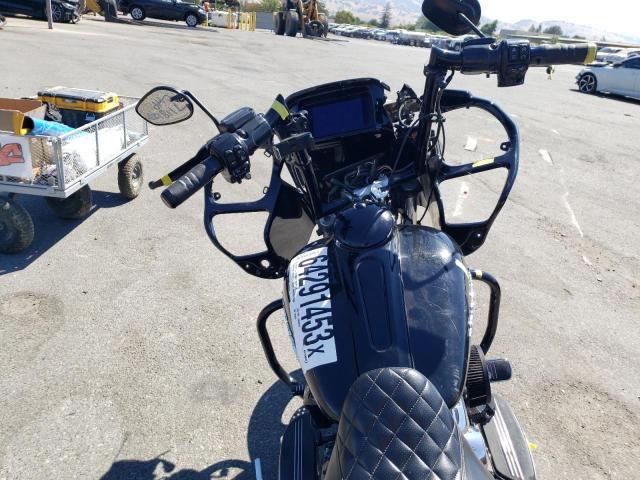 1HD1KHC32KB683019 - 2019 HARLEY-DAVIDSON FLTRX 黑色 照片 5