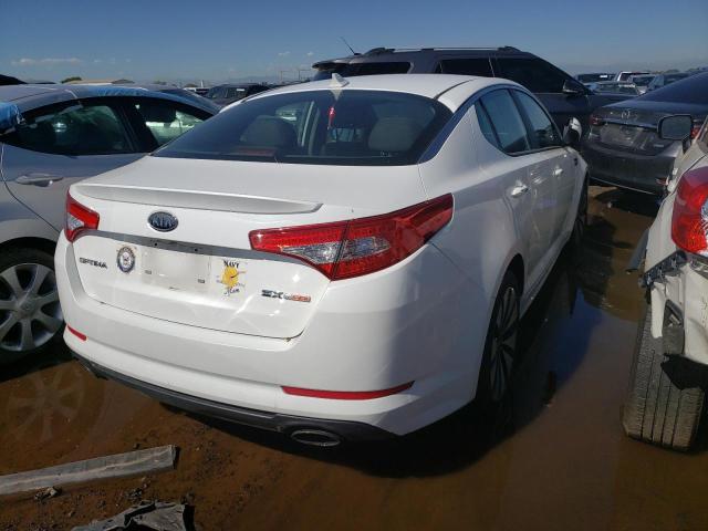 5XXGR4A60CG031573 - 2012 KIA OPTIMA SX WHITE photo 3