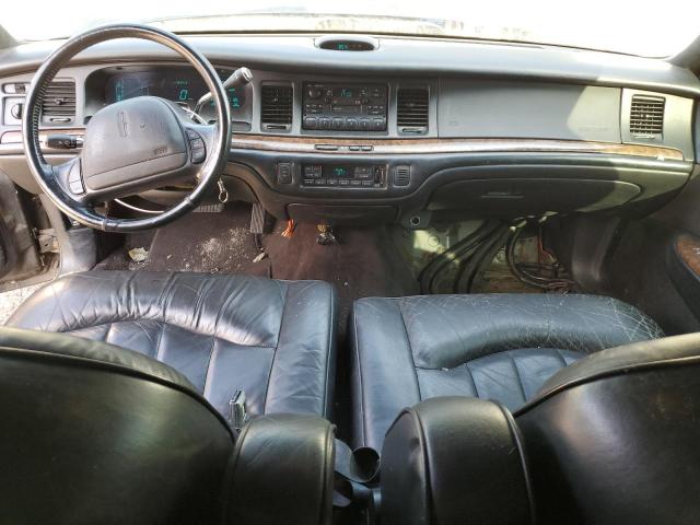 1LNLM81W8VY634406 - 1997 LINCOLN TOWN CAR EXECUTIVE PURPLE photo 8