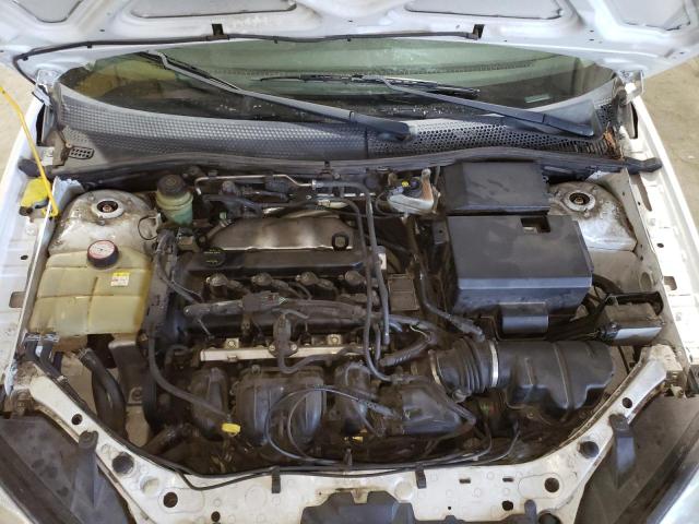 3FAFP31N55R123243 - 2005 FORD FOCUS ZX3 WHITE photo 11