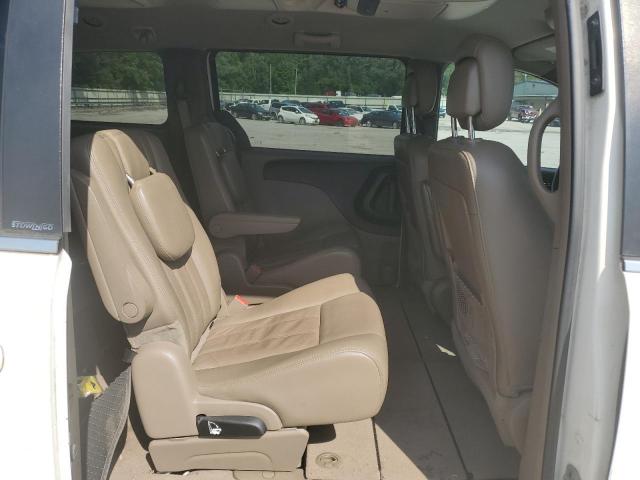 2C4RC1BG1CR269892 - 2012 CHRYSLER TOWN & COU TOURING WHITE photo 11