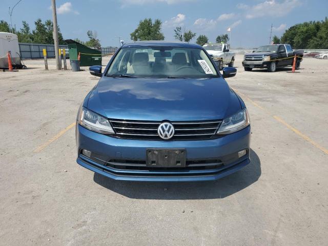 3VWL17AJ2HM316077 - 2017 VOLKSWAGEN JETTA SEL BLUE photo 5