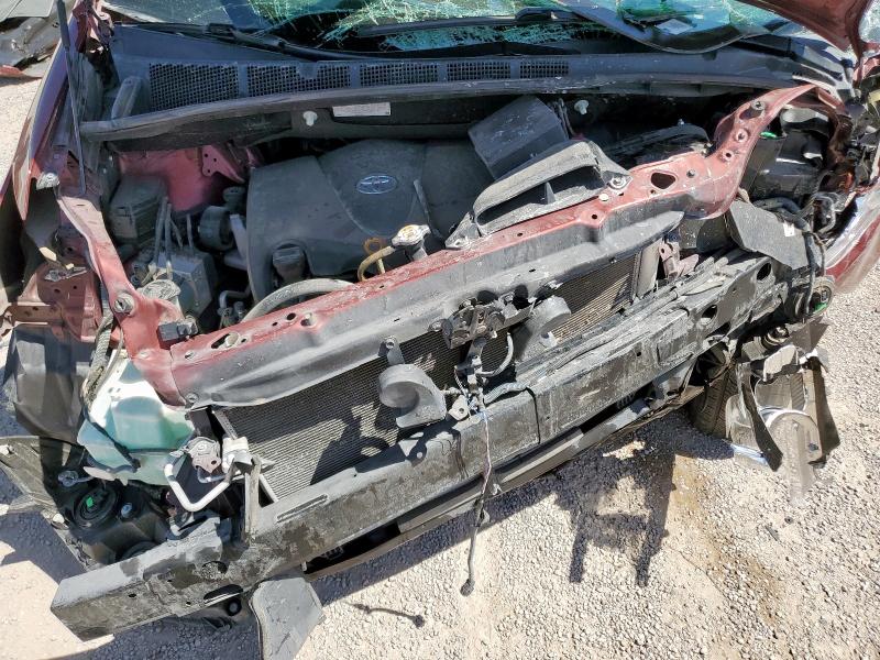 5TDKZ3DC2KS966063 - 2019 TOYOTA SIENNA LE 栗色 照片 12