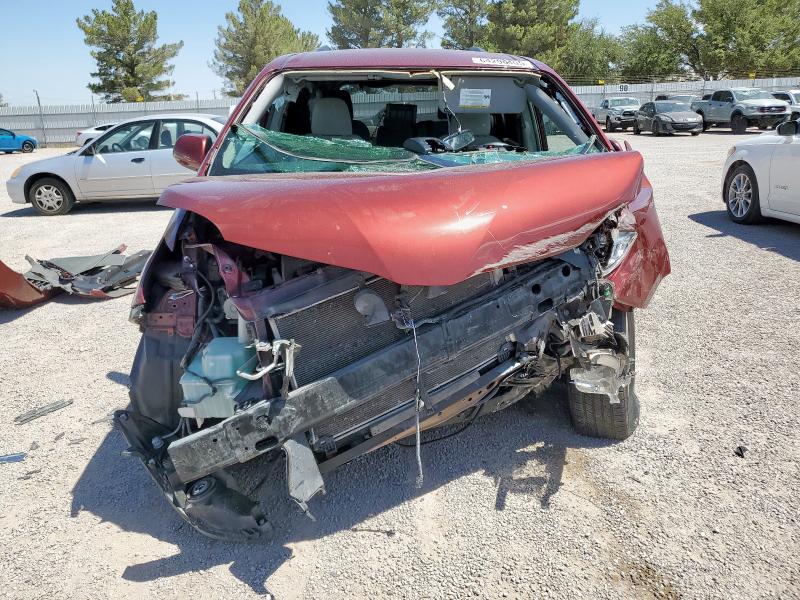 5TDKZ3DC2KS966063 - 2019 TOYOTA SIENNA LE 栗色 照片 5