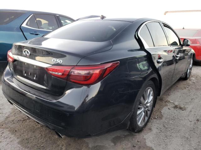 JN1EV7AP9JM355306 - 2018 INFINITI Q50 LUXE BLACK photo 4