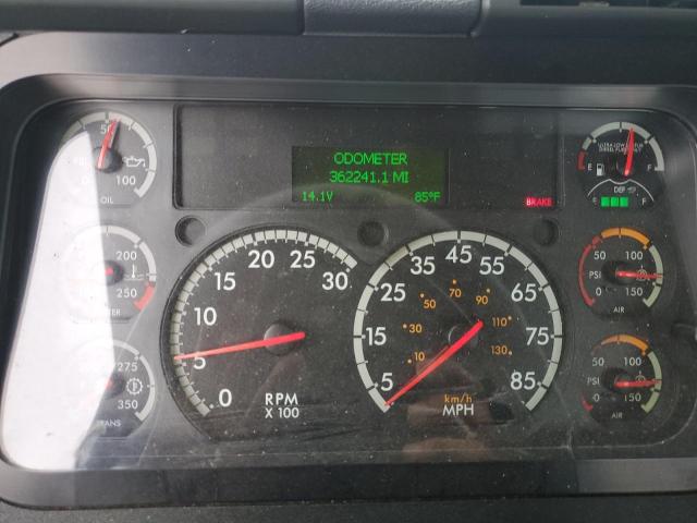 3AKJGBDV3JSKA7542 - 2018 FREIGHTLINER CASCADIA 1 WHITE photo 8