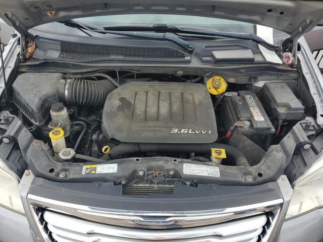 2C4RC1BG9DR797424 - 2013 CHRYSLER TOWN & COU TOURING SILVER photo 12