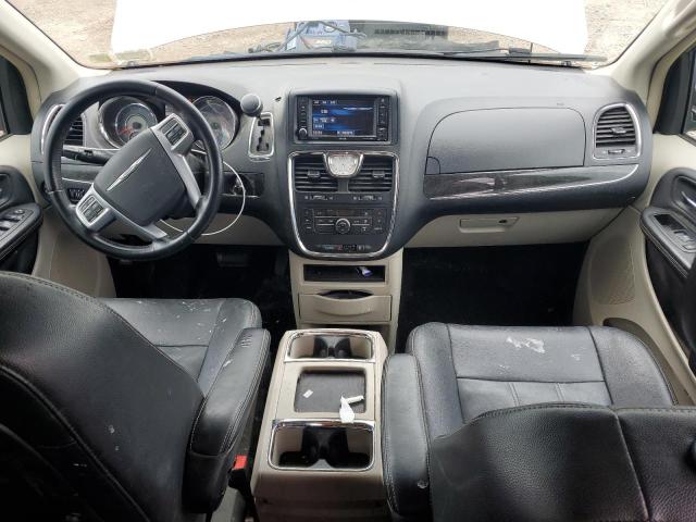 2C4RC1BG9DR797424 - 2013 CHRYSLER TOWN & COU TOURING SILVER photo 8