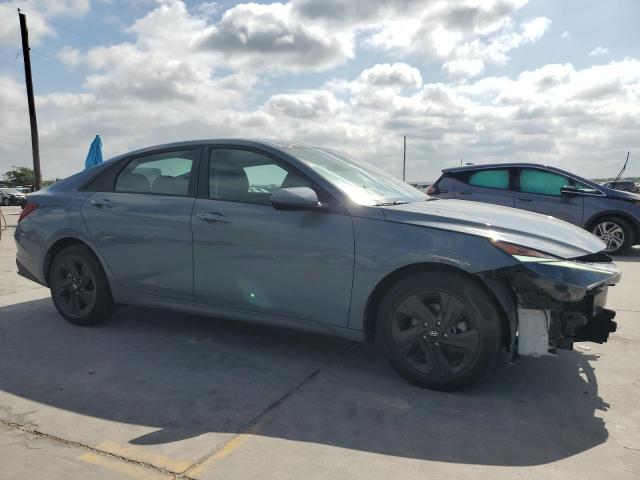 KMHLM4AG4MU163135 - 2021 HYUNDAI ELANTRA SEL GRAY photo 4