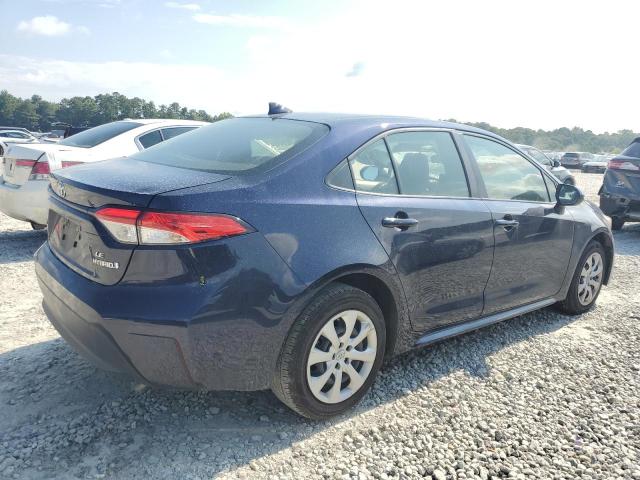 JTDBCMFE5PJ003135 - 2023 TOYOTA COROLLA LE Blau Foto 3