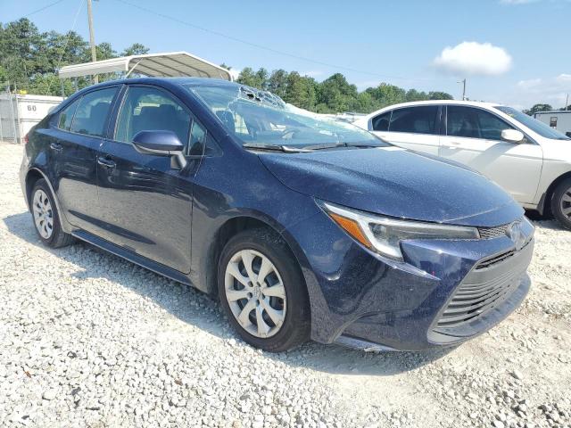 JTDBCMFE5PJ003135 - 2023 TOYOTA COROLLA LE Blau Foto 4